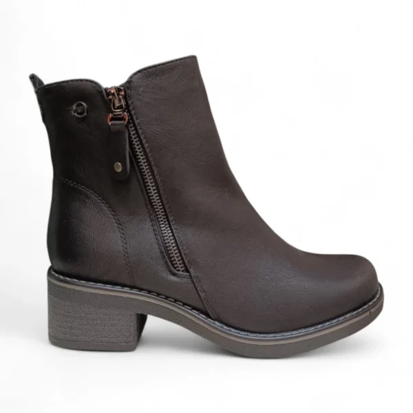 Црни чизми B1022-3