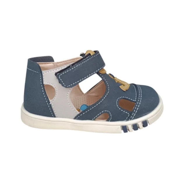 Детски сандали