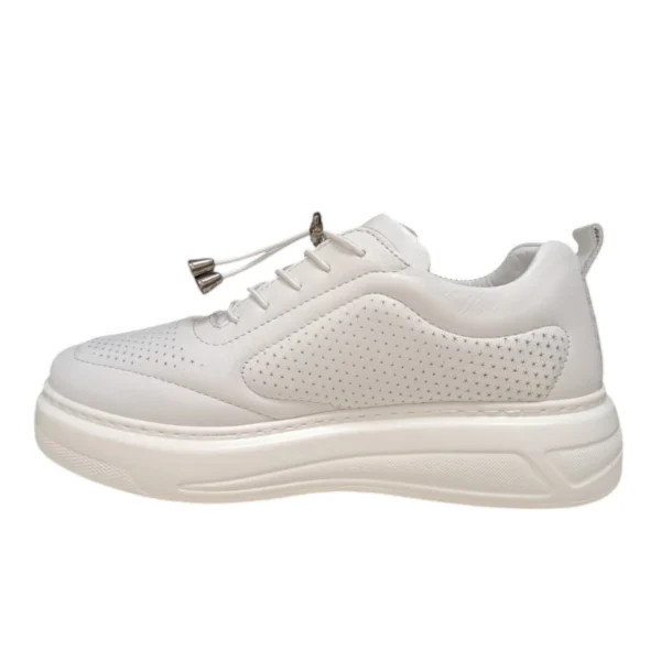 Alternative view of Кожни бели патики 308