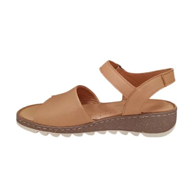 Alternative view of Кожни сандали камел 021