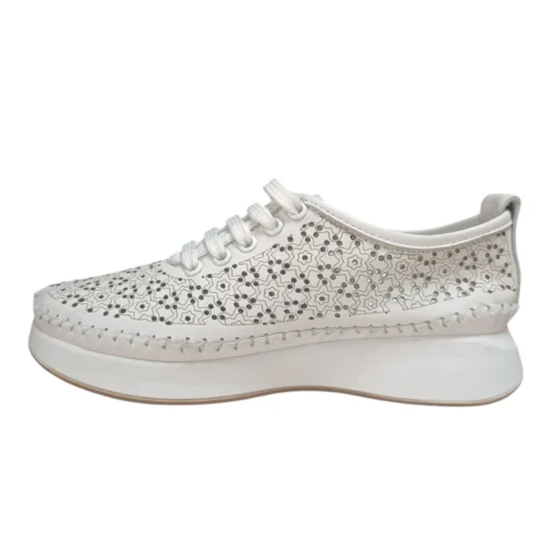 Alternative view of Кожни бели мокасинки 072 L8