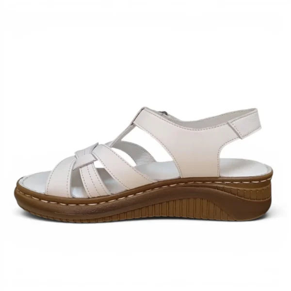 Alternative view of Кожни бели рамни сандали 420